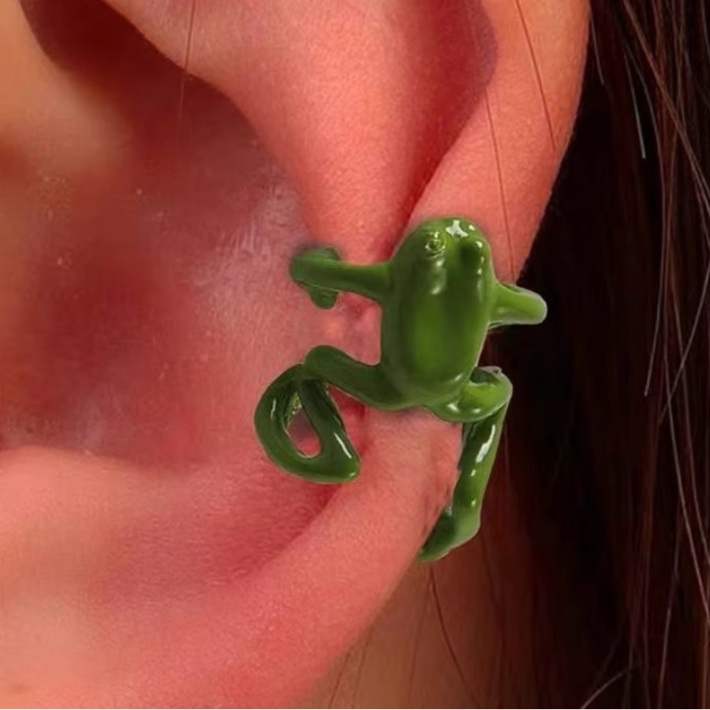 Frog 🐸 Ear Cuff - Picture 2 of 2
